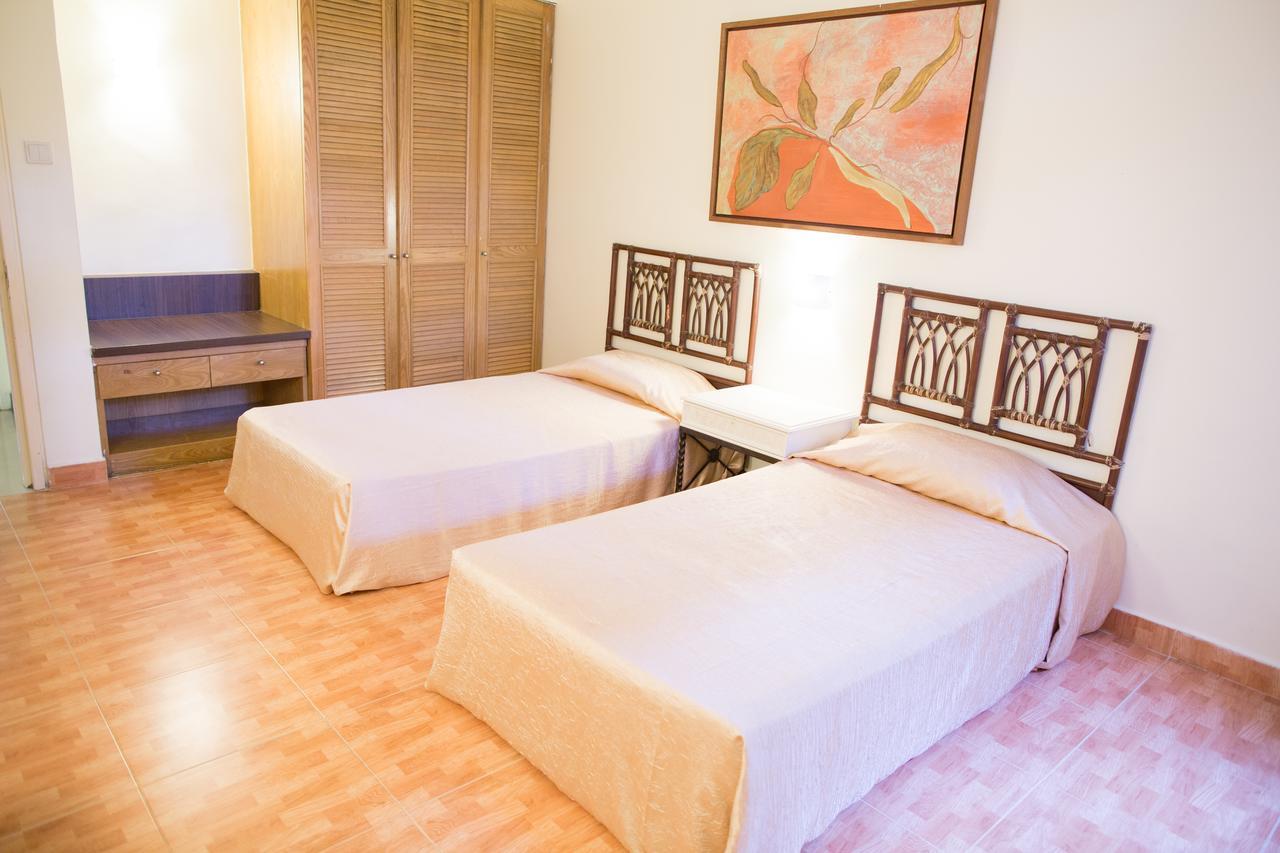 Hôtel Aranda Country Club à Singapour Extérieur photo